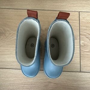 Like new! Toddler rain boots